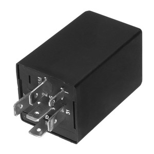 DZE TEMPORIZADOR LIMP.PARABRISA UNIVERSAL 24V 6T